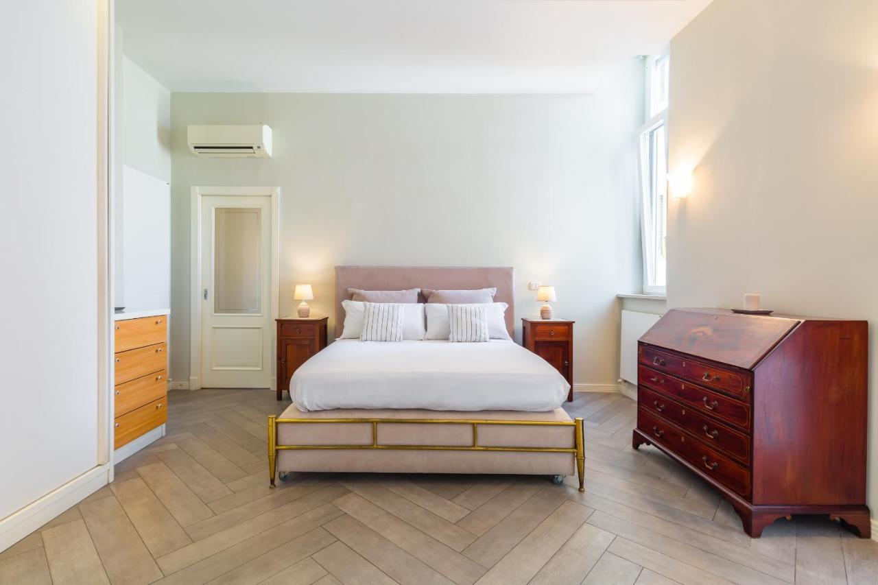 Appartement Elegante A Piazza Dei Martiri By Wonderful Italy Naples